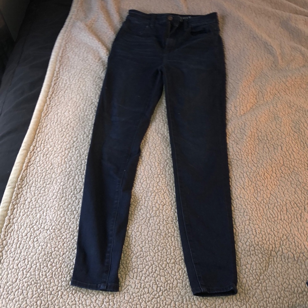 American Eagle dark wash jeans